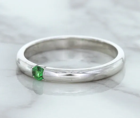 0.10ct Round Tsavorite Ring in 18K White Gold