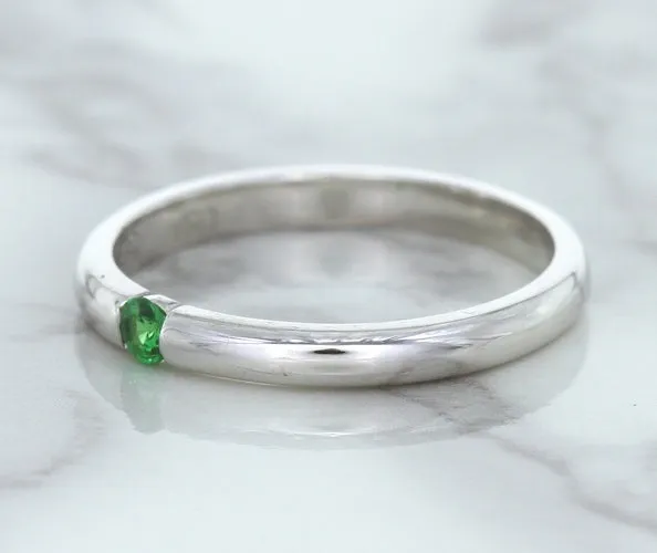 0.10ct Round Tsavorite Ring in 18K White Gold