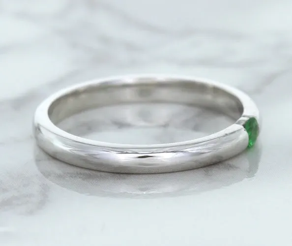 0.10ct Round Tsavorite Ring in 18K White Gold