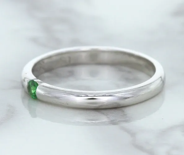 0.10ct Round Tsavorite Ring in 18K White Gold