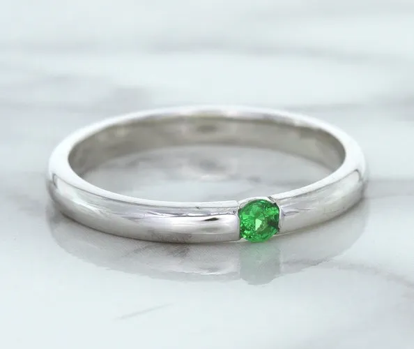 0.10ct Round Tsavorite Ring in 18K White Gold