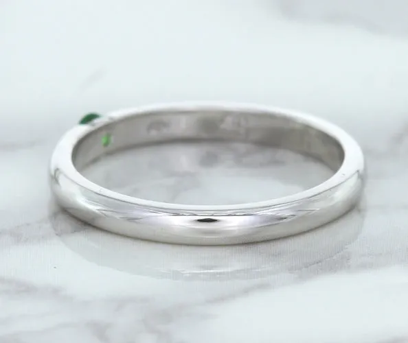 0.10ct Round Tsavorite Ring in 18K White Gold