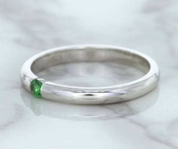 0.10ct Round Tsavorite Ring in 18K White Gold