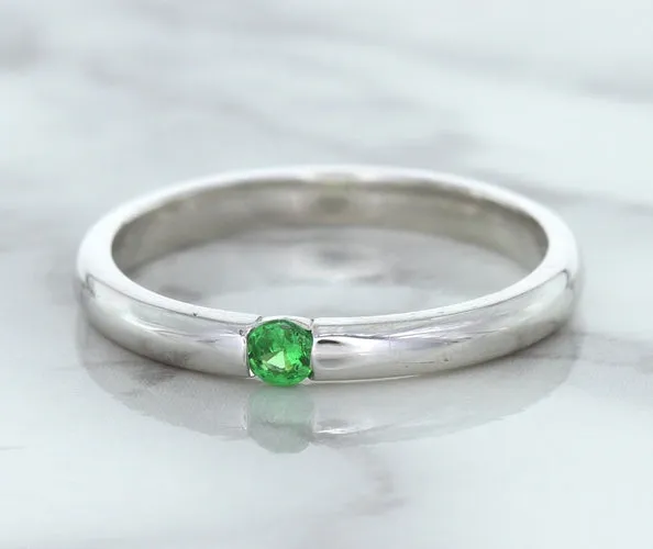 0.10ct Round Tsavorite Ring in 18K White Gold