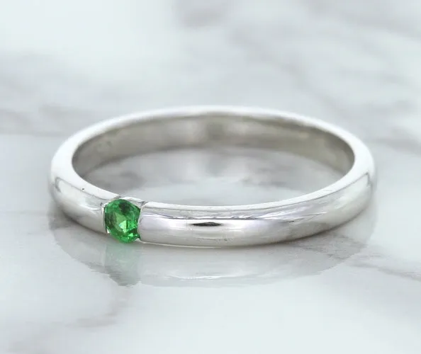 0.10ct Round Tsavorite Ring in 18K White Gold