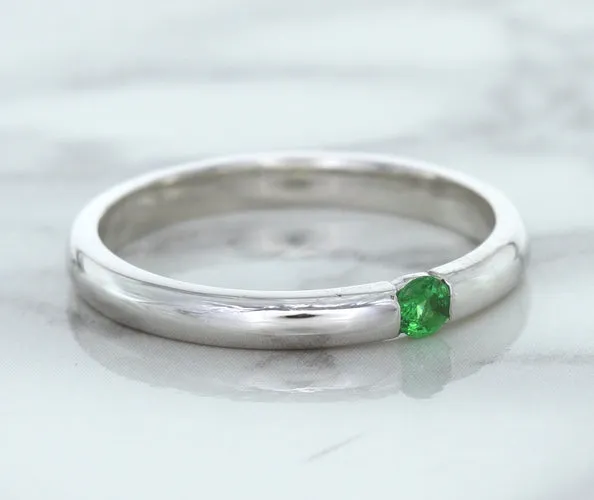 0.10ct Round Tsavorite Ring in 18K White Gold