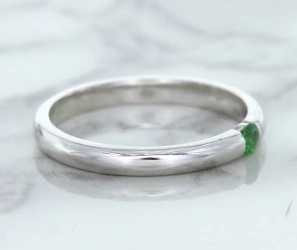 0.10ct Round Tsavorite Ring in 18K White Gold