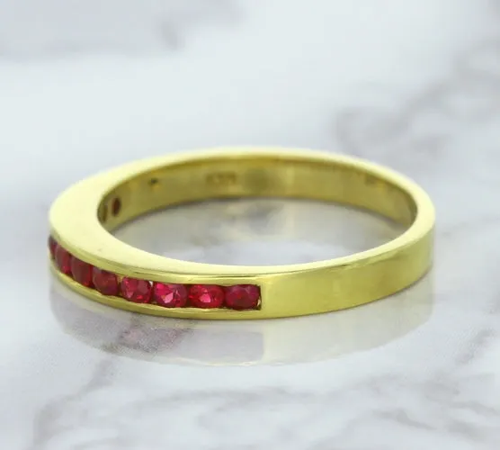 0.35ctw Round Ruby Ring in 18K Yellow Gold