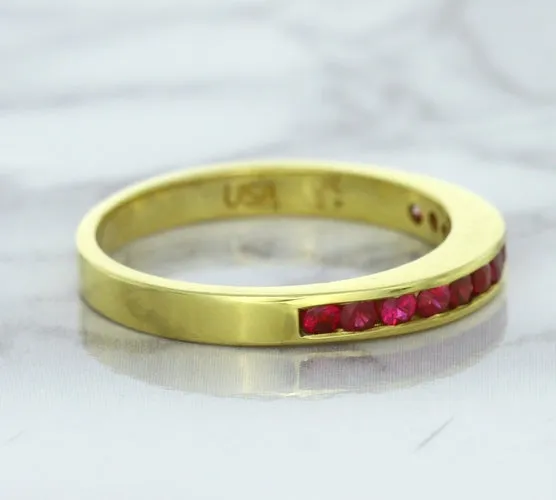 0.35ctw Round Ruby Ring in 18K Yellow Gold