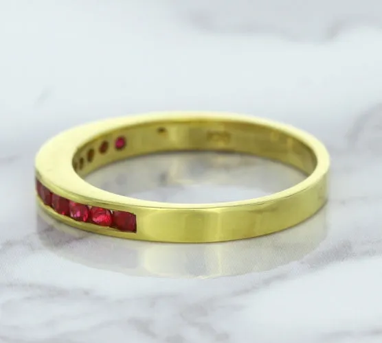 0.35ctw Round Ruby Ring in 18K Yellow Gold