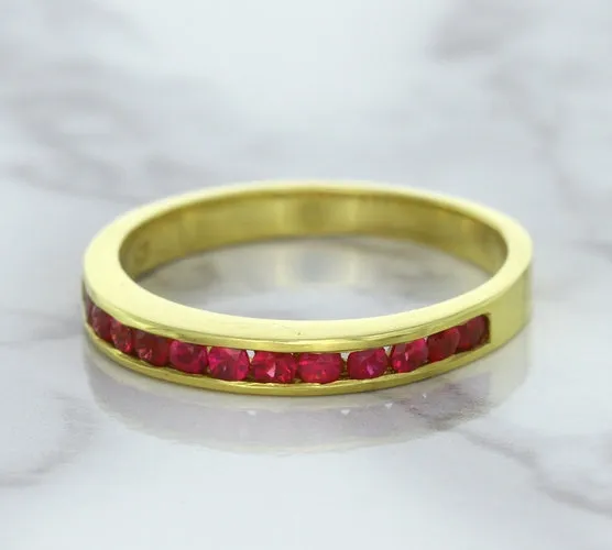 0.35ctw Round Ruby Ring in 18K Yellow Gold