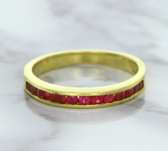 0.35ctw Round Ruby Ring in 18K Yellow Gold