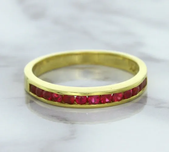 0.35ctw Round Ruby Ring in 18K Yellow Gold