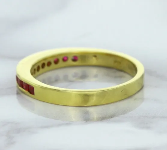 0.35ctw Round Ruby Ring in 18K Yellow Gold