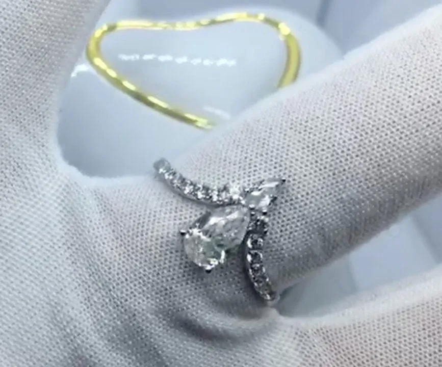 1 carat | Womens Engagement Ring | Teardrop Engagement Ring | Moissanite Ring | Moissanite Engagement Rings | Wishbone Ring | Teardrop Ring