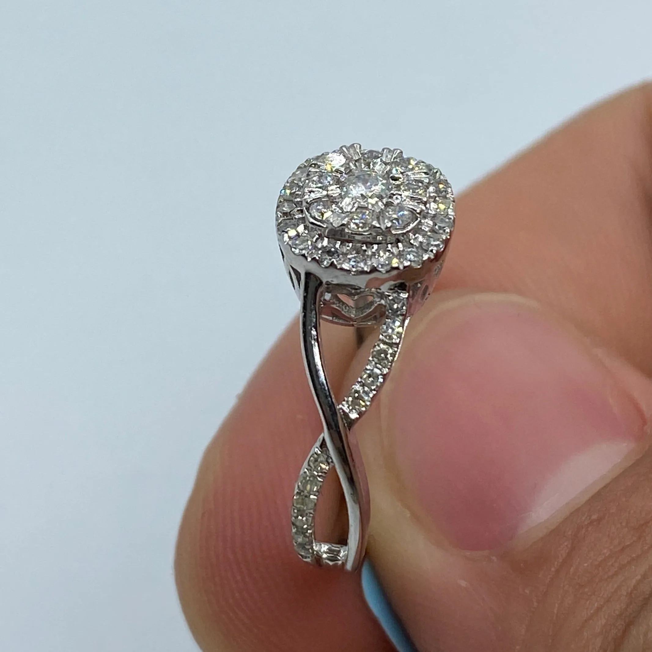 14K Diamond Spiral Engagement Ring