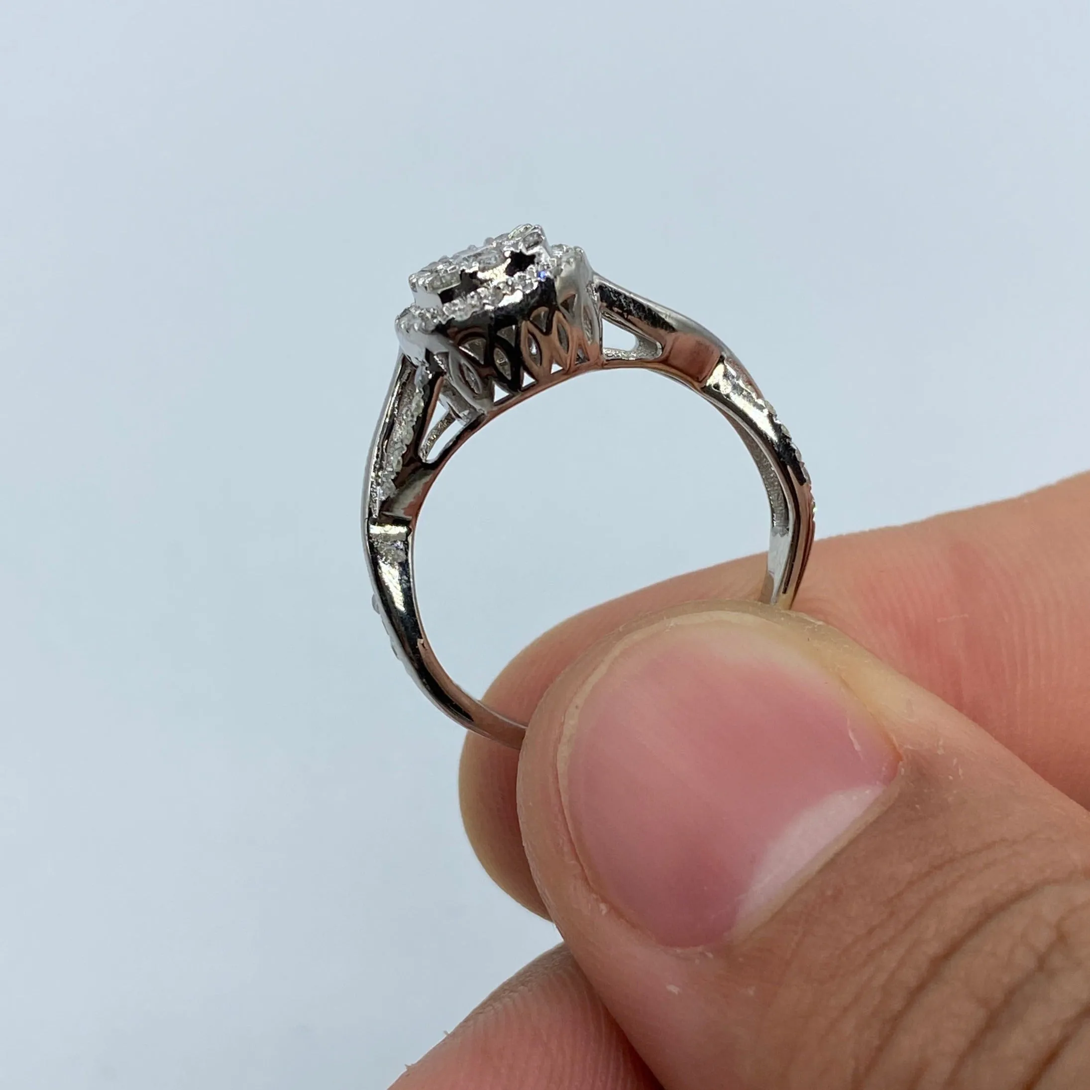 14K Diamond Spiral Engagement Ring