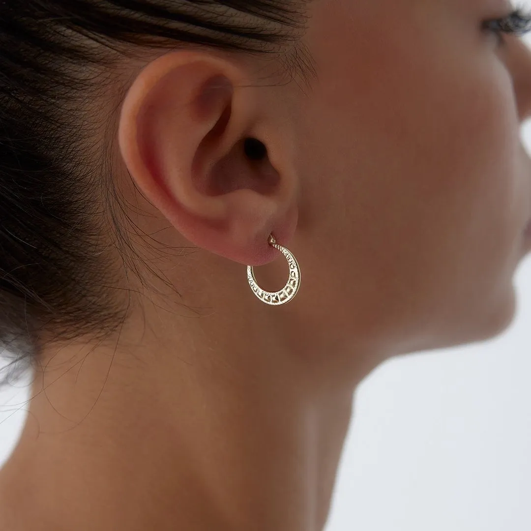 14k Gold Pyramid Nite Hoop Earrings