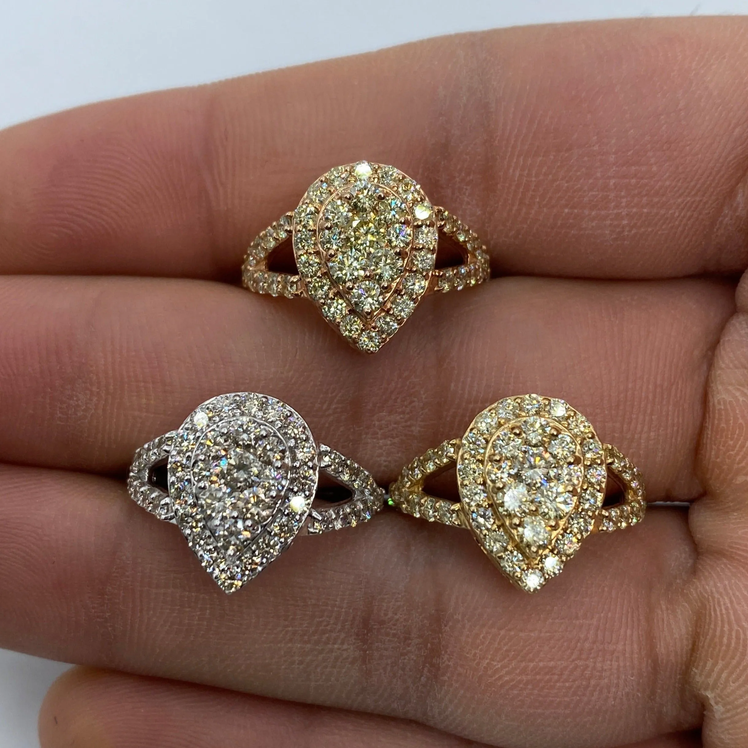 14K Large Pear Shape Diamond Engagement Ring