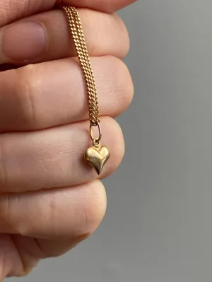 18k gold vintage charm or pendant - Small Puffy Heart