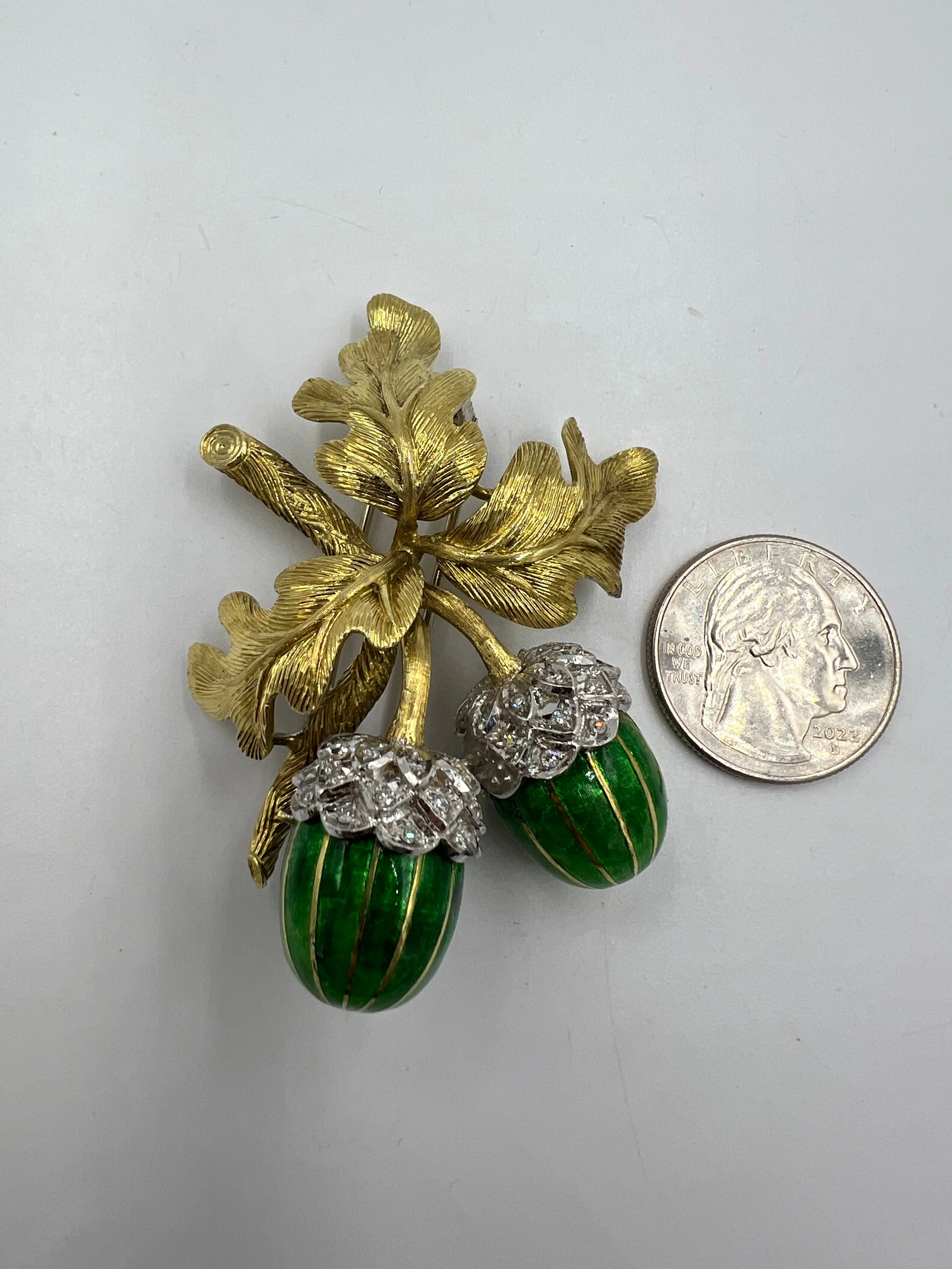 1970s Oak Leaves And Enameled Acorns 18k Yellow Gold Brooch