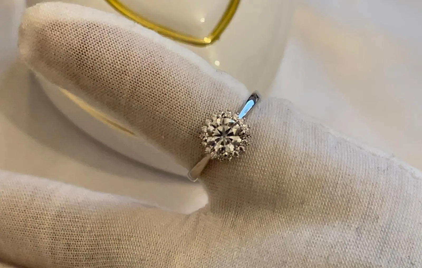 1ct | Womens Engagement Ring | Womens Wedding Ring | Moissanite Ring | Moissanite Engagement Rings | Moissanite Rings | Womens Diamond Ring