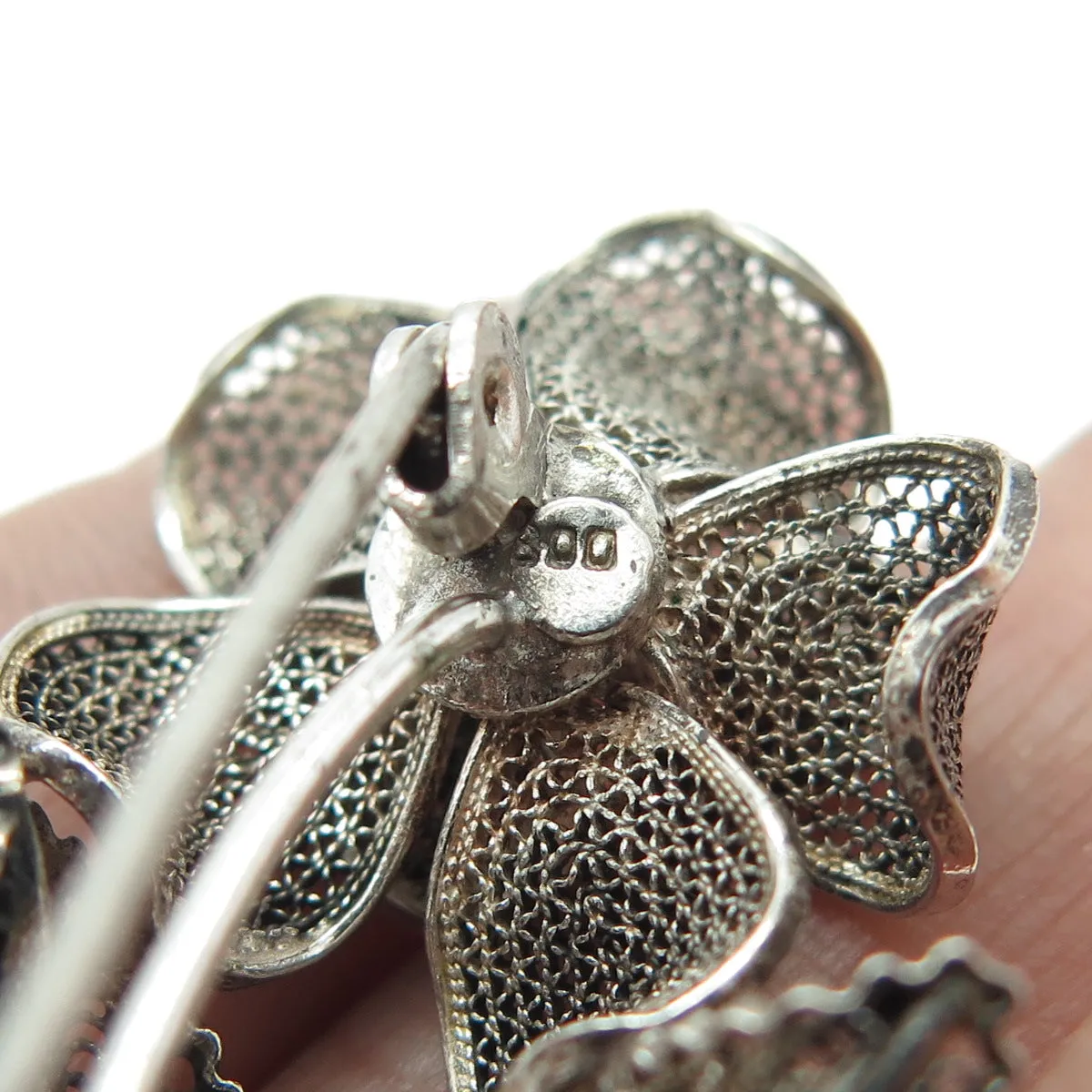 800 Silver Vintage Filigree Floral Pin Brooch