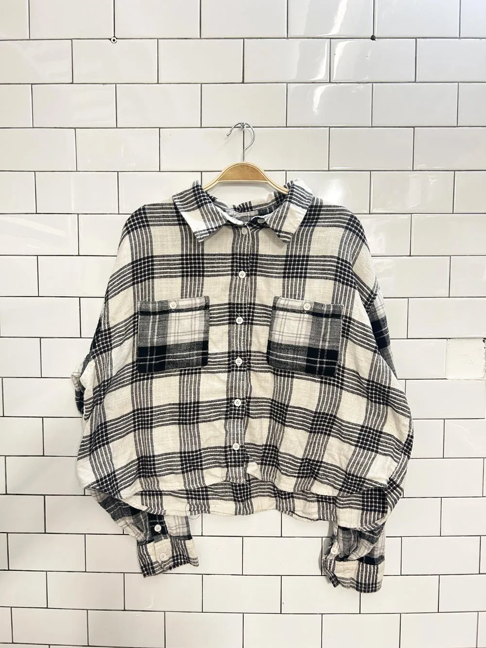 ae oversized cropped flannel shirt