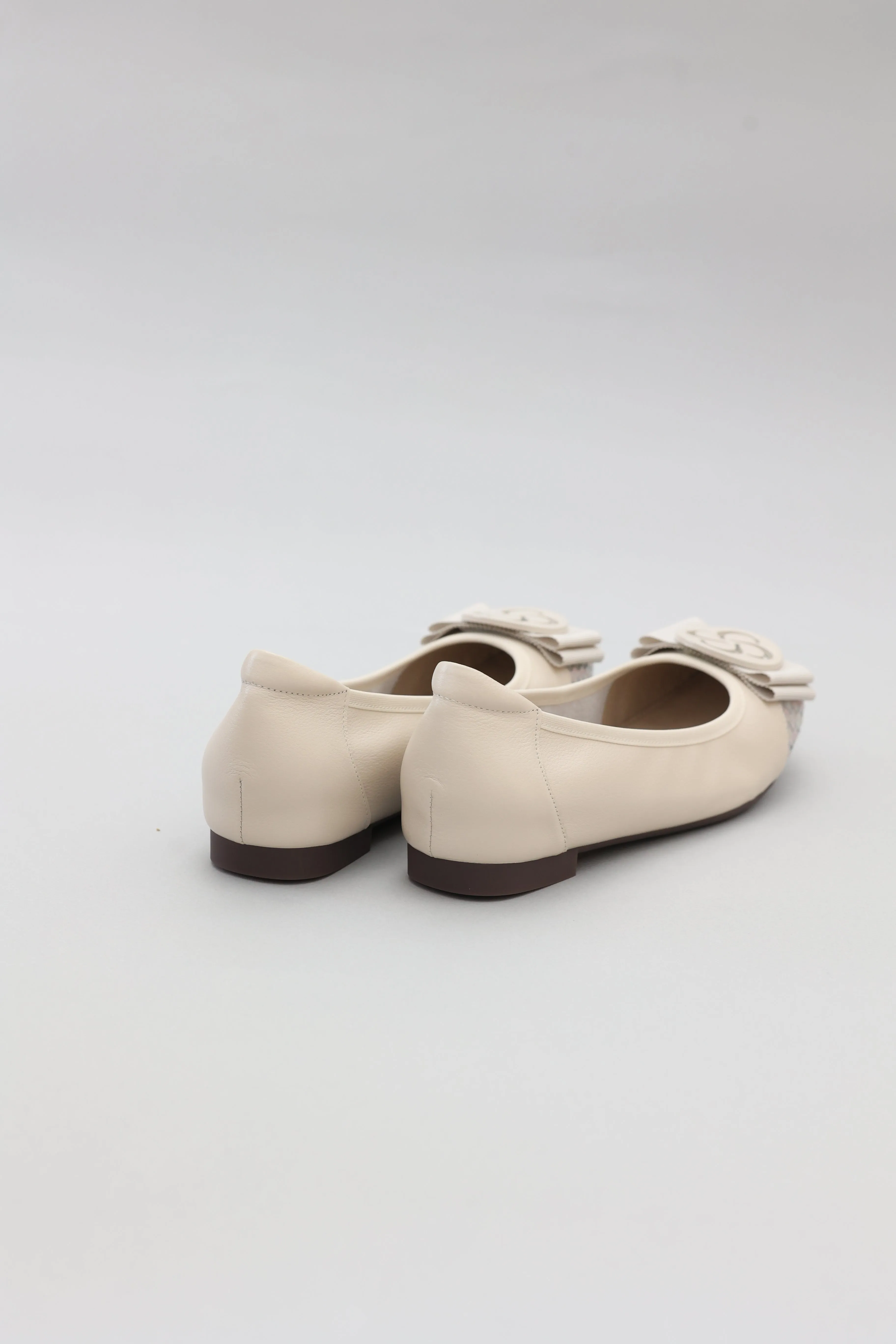 Alexis Flats