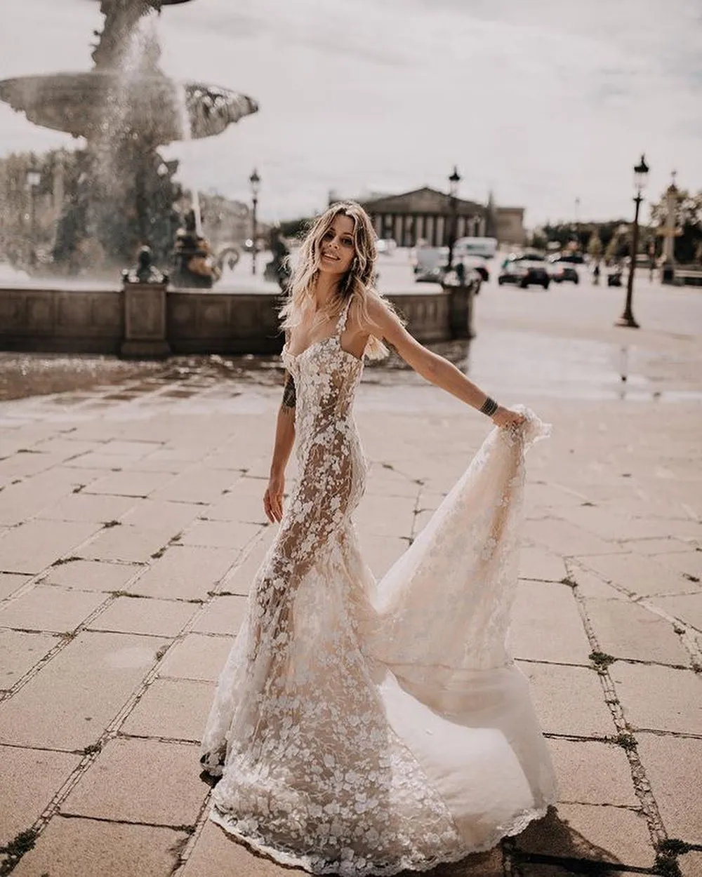 Anneprom Romantic Luxuerious Mermaid Straps 3D Lace Wedding Dress for Beach Wedding APW0341