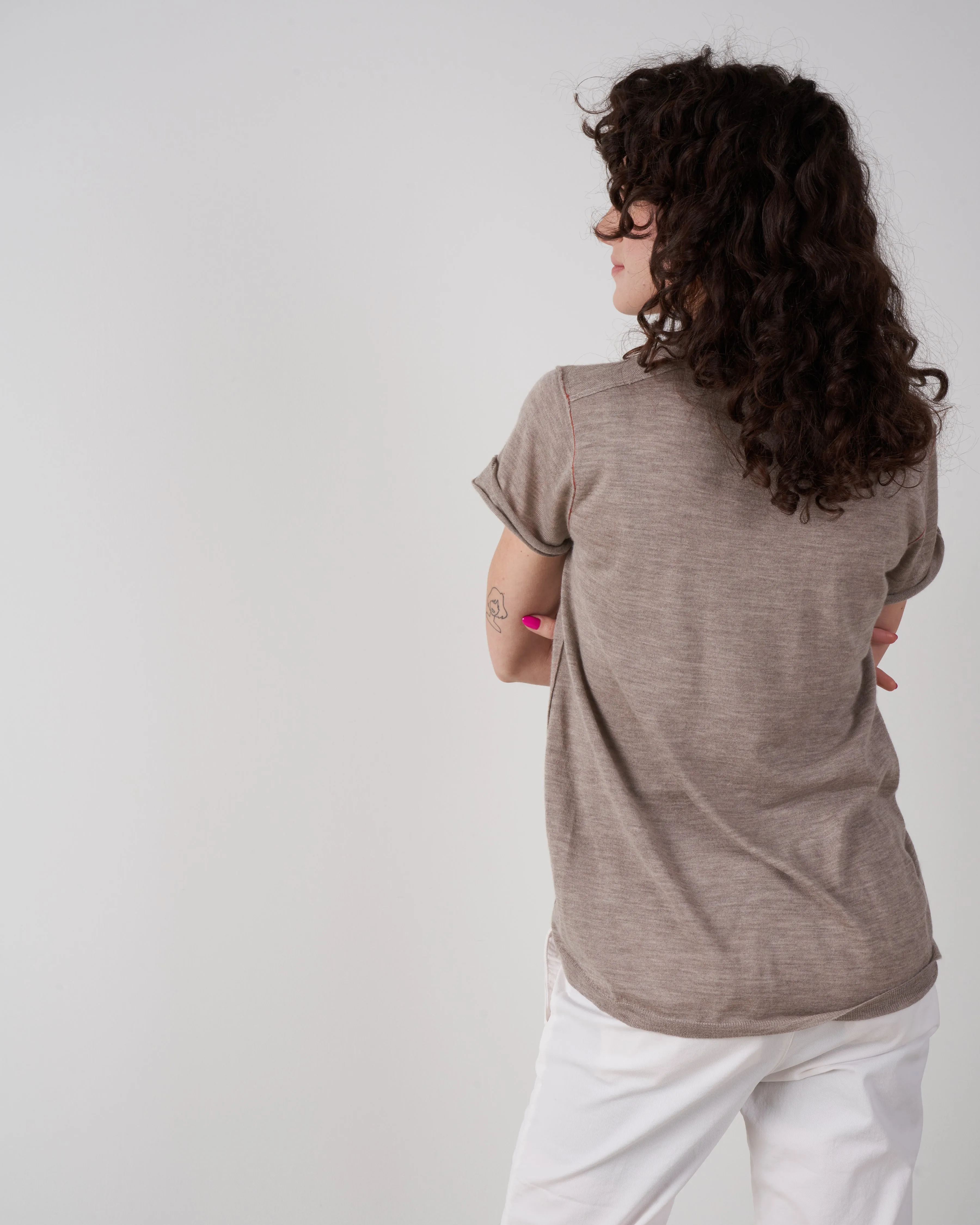 baby tee - walnut