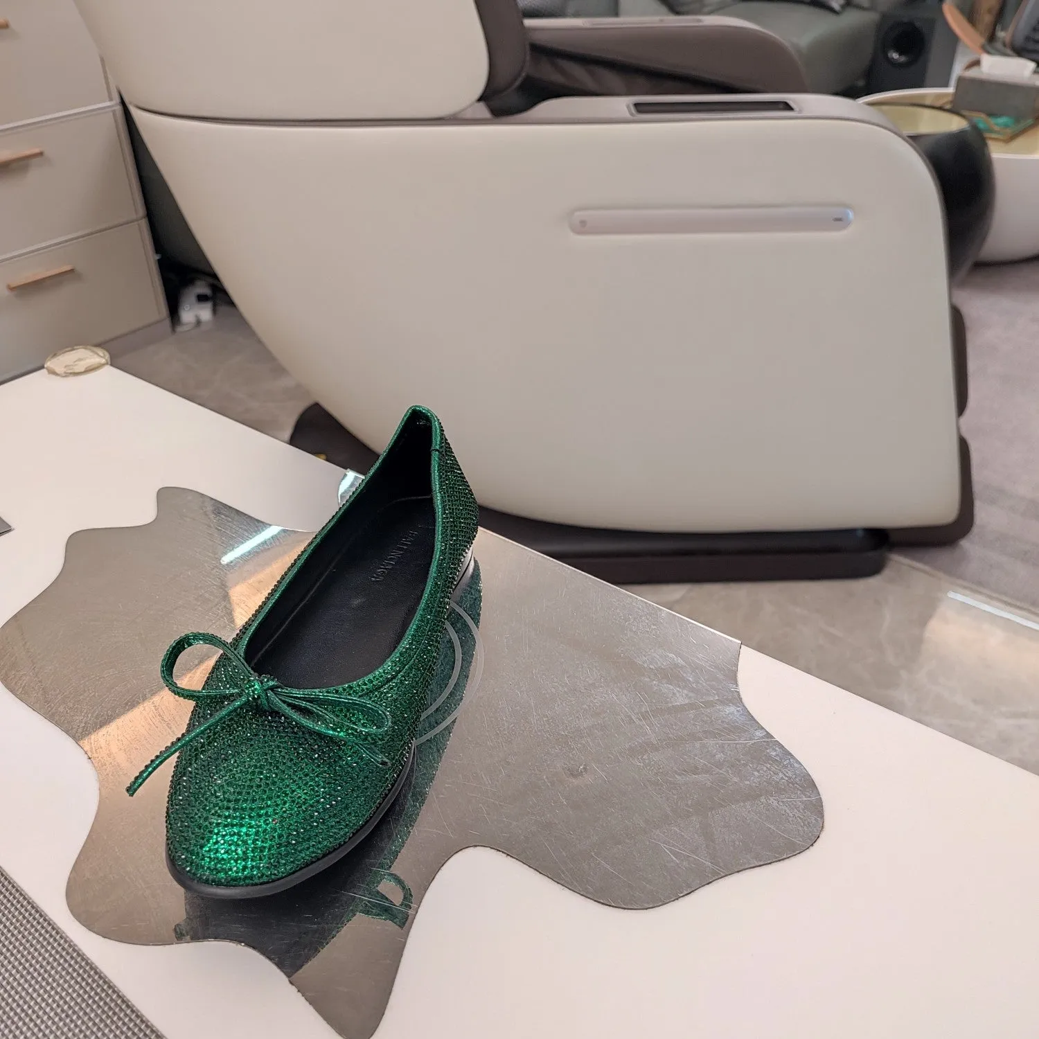 Balen 25 bow ballet flat attached rhinestones in green calfskin 184483