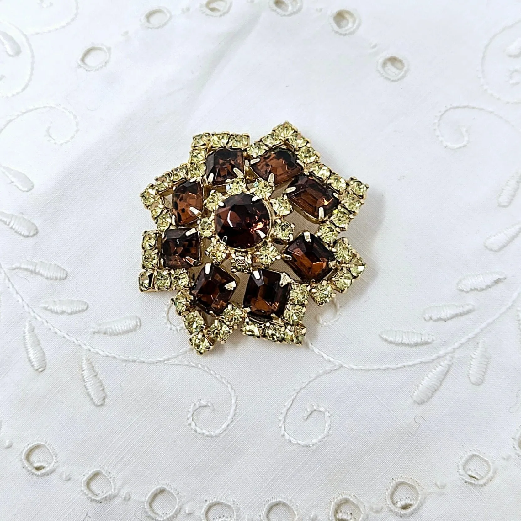 Brooch / Pin, Domed Rosette, Large Amber & Citrine Rhinestones, Prong Set, Gold Tone, Vintage