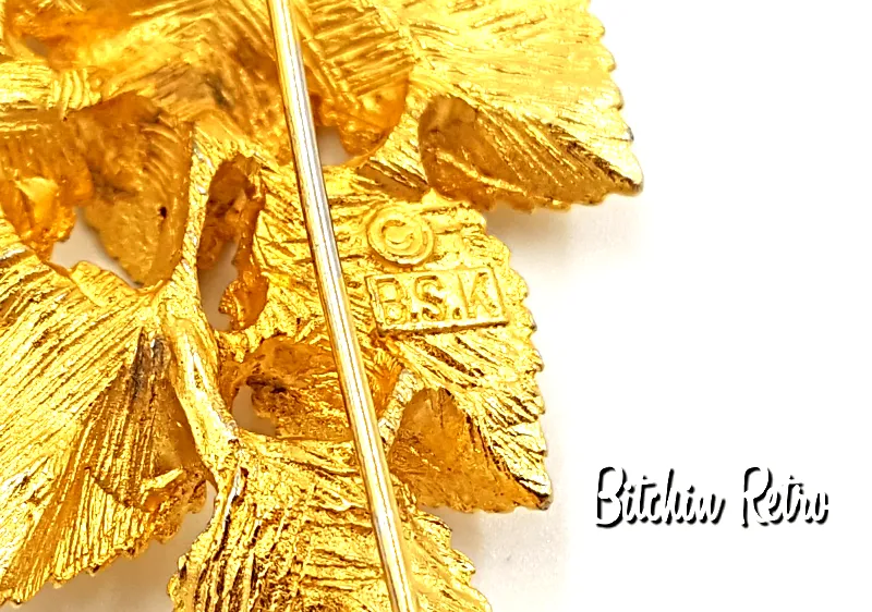 BSK Vintage Leaf Brooch with Ribbon Detail and Retro Style