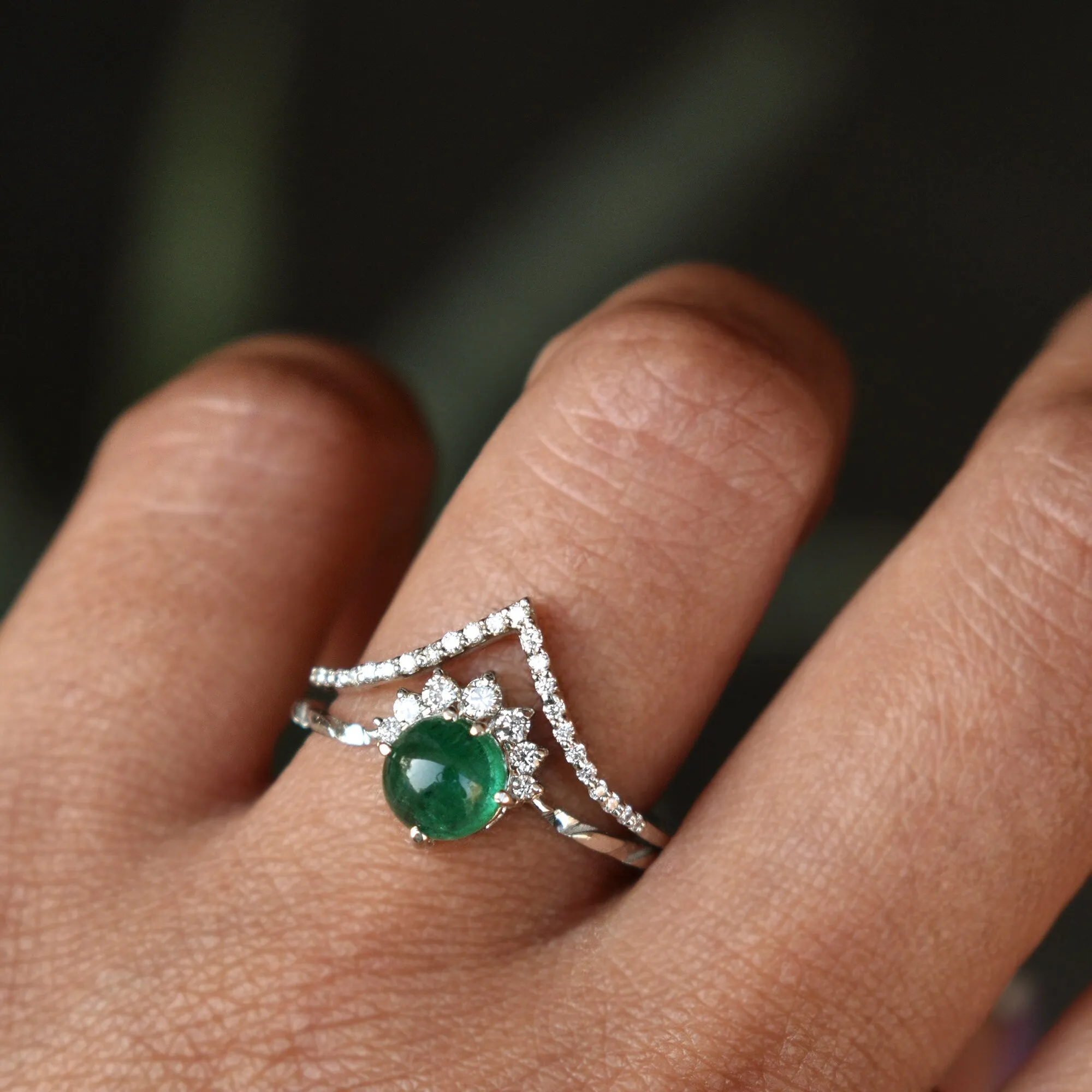 Cabochon Green Emerald CROSSOVER Ring Set
