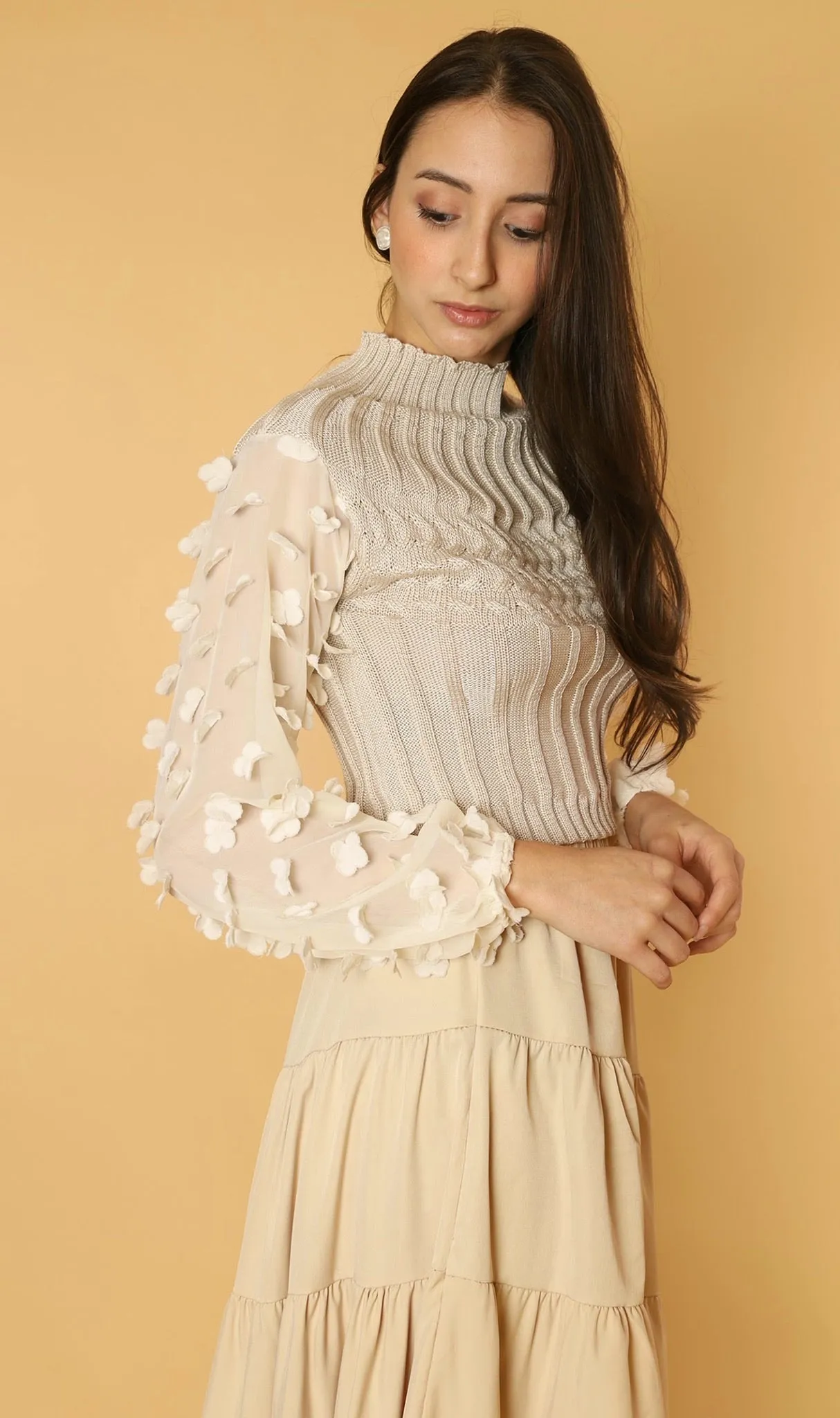 CARYS Floral Accent Knit Sweater (Cream)