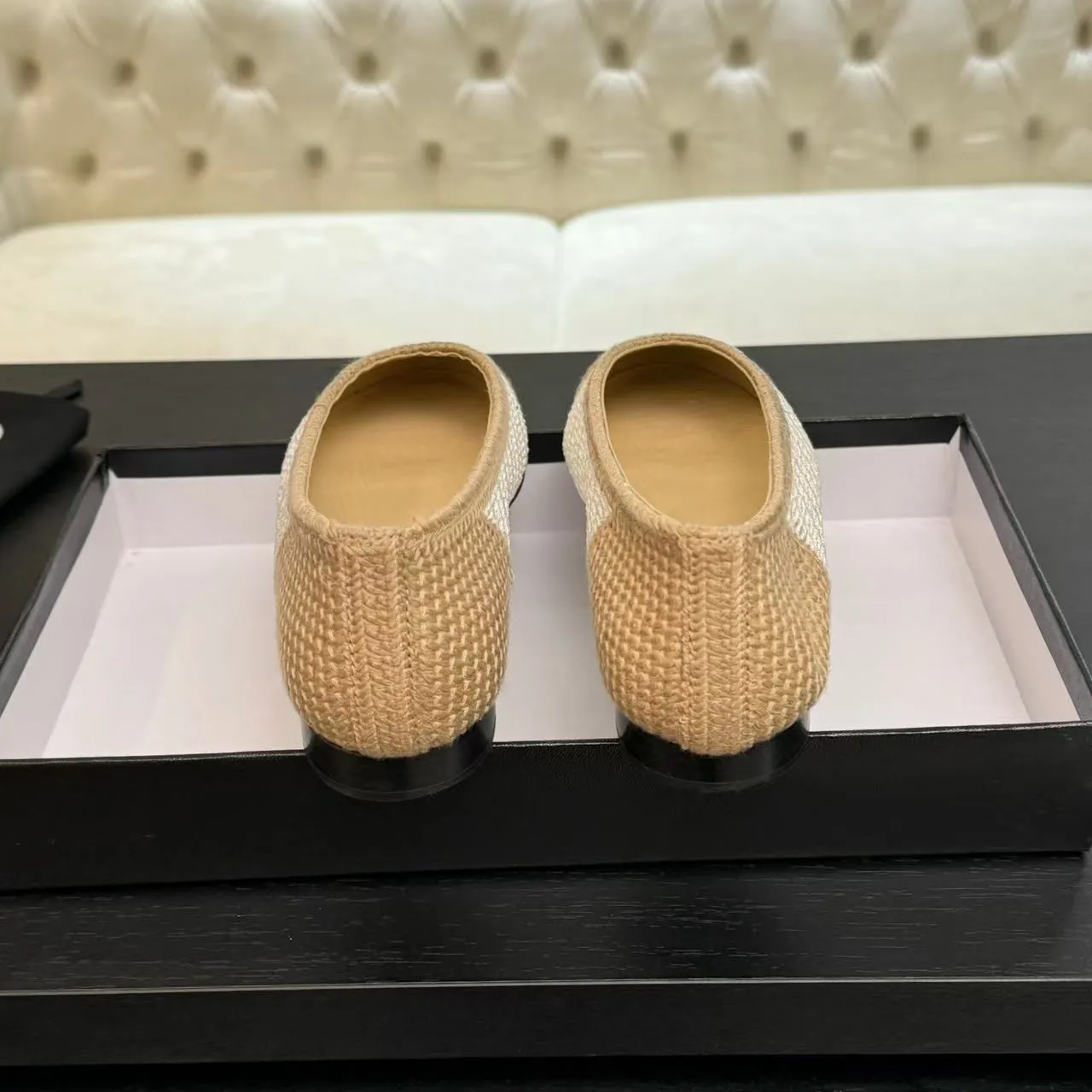 CC 25 Ballet Flat White Beige Raffia
