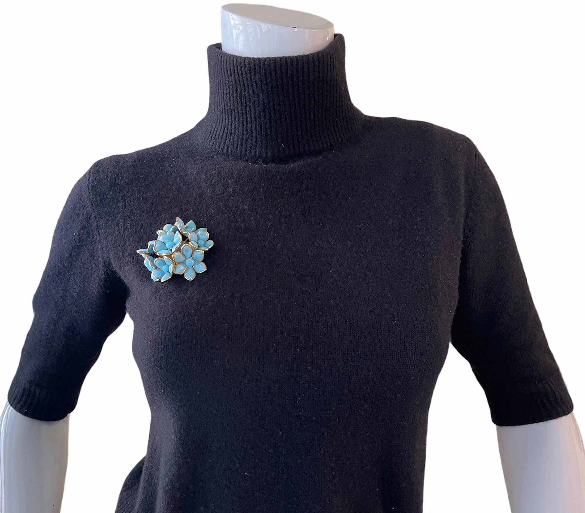 Chanel Vintage '90s Turquoise Gripoix Glass Floral Brooch