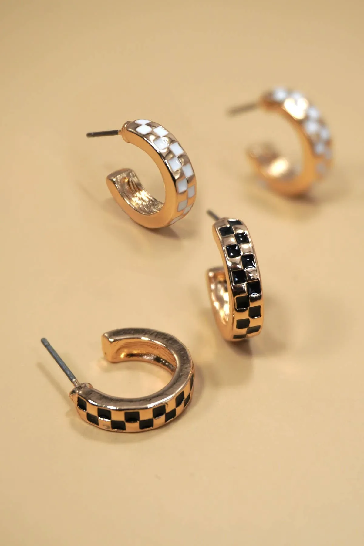 CHECKER HUGGIE EARRINGS