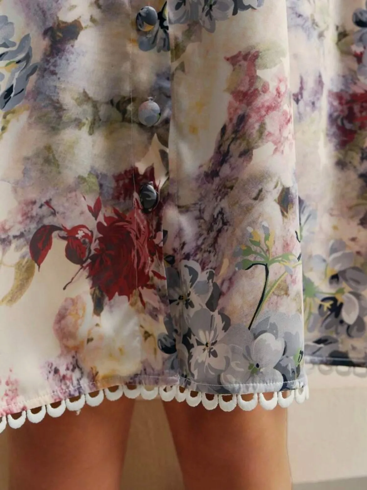 CM-DS404840 Women Trendy Bohemian Style V-Neck Long Sleeve All-Over Floral Print Lantern Sleeve Dress