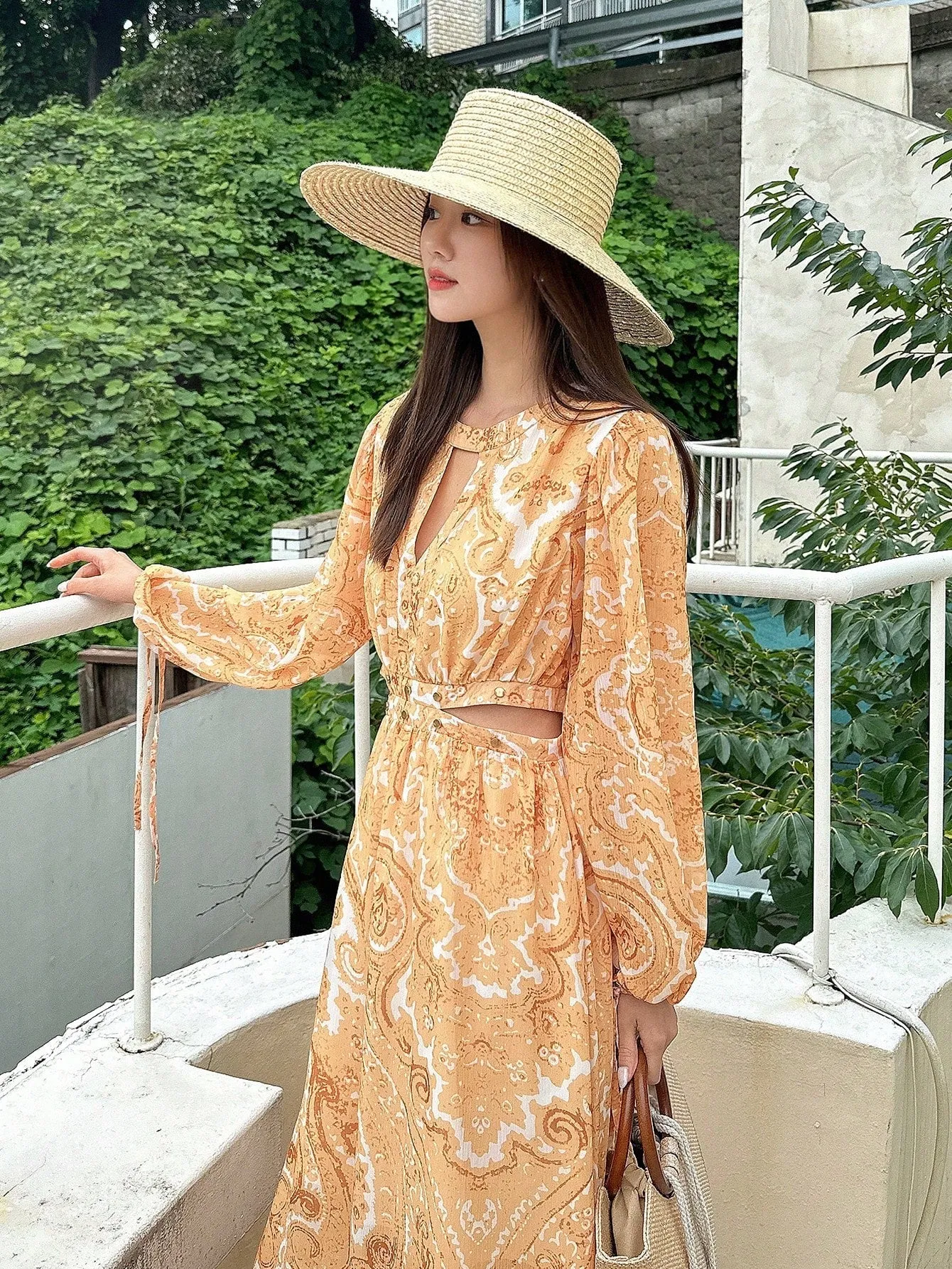 CM-DS810814 Women Trendy Bohemian Style Paisley Print Lantern Sleeve Dress - Yellow