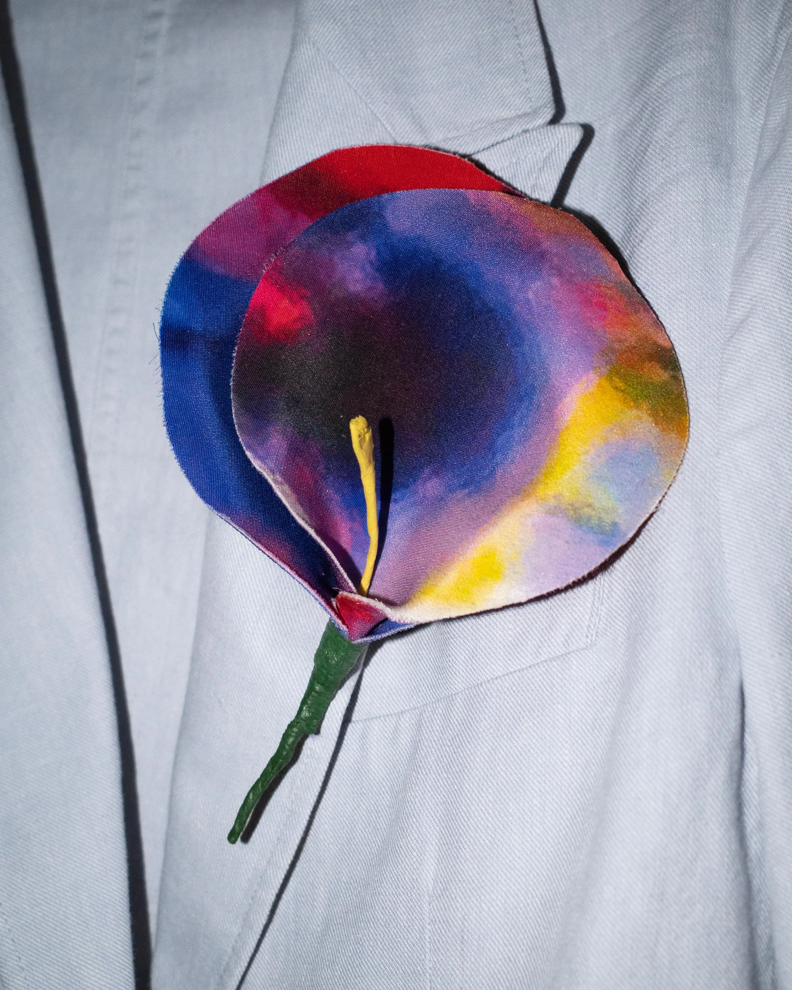 Concert Light Calla Lily Brooch