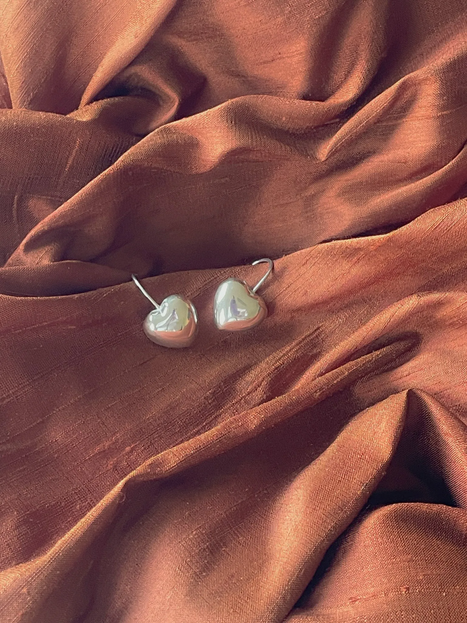 CORAZON DROP EARRINGS