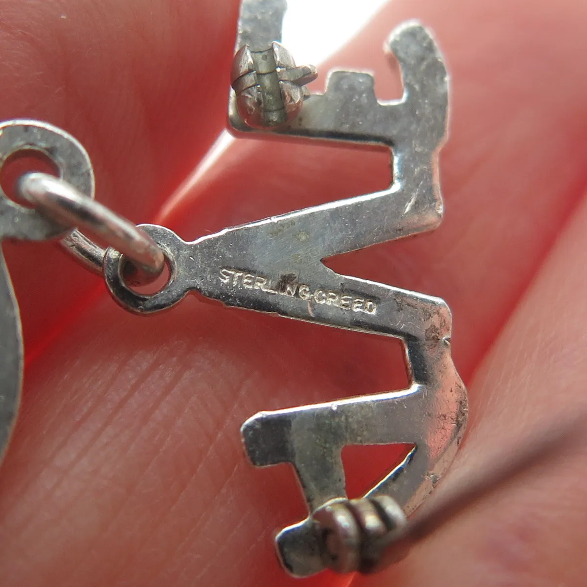 CREED 925 Sterling Silver Vintage Ave St. Mary & Baby Jesus Dangle Pin Brooch