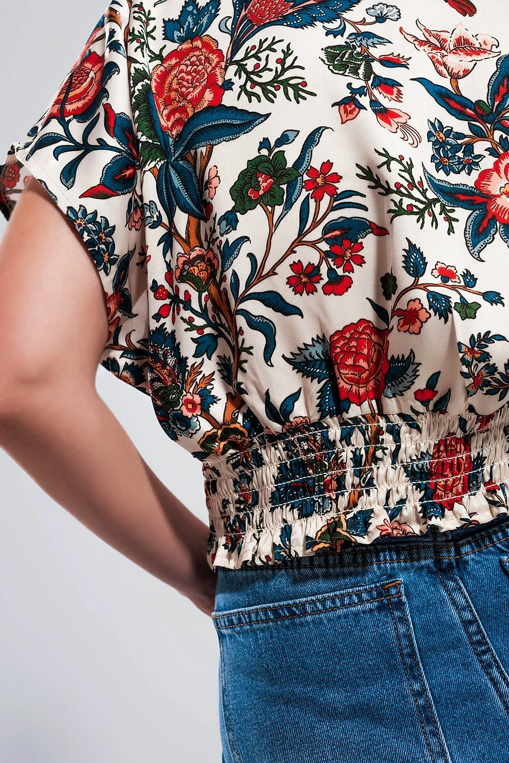 Crop Top With Beige Paisley Print