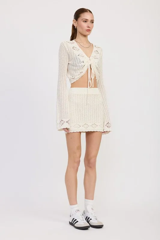 CROPPED CROCHET LONG SLEEVE TOP