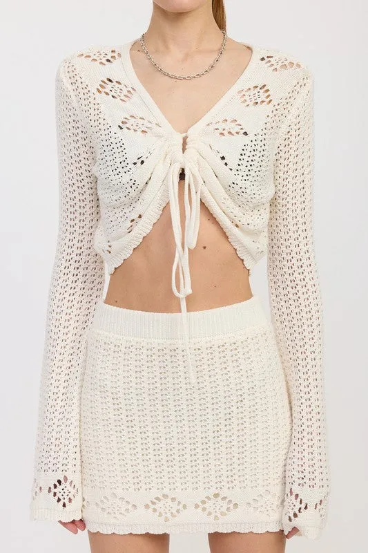 CROPPED CROCHET LONG SLEEVE TOP