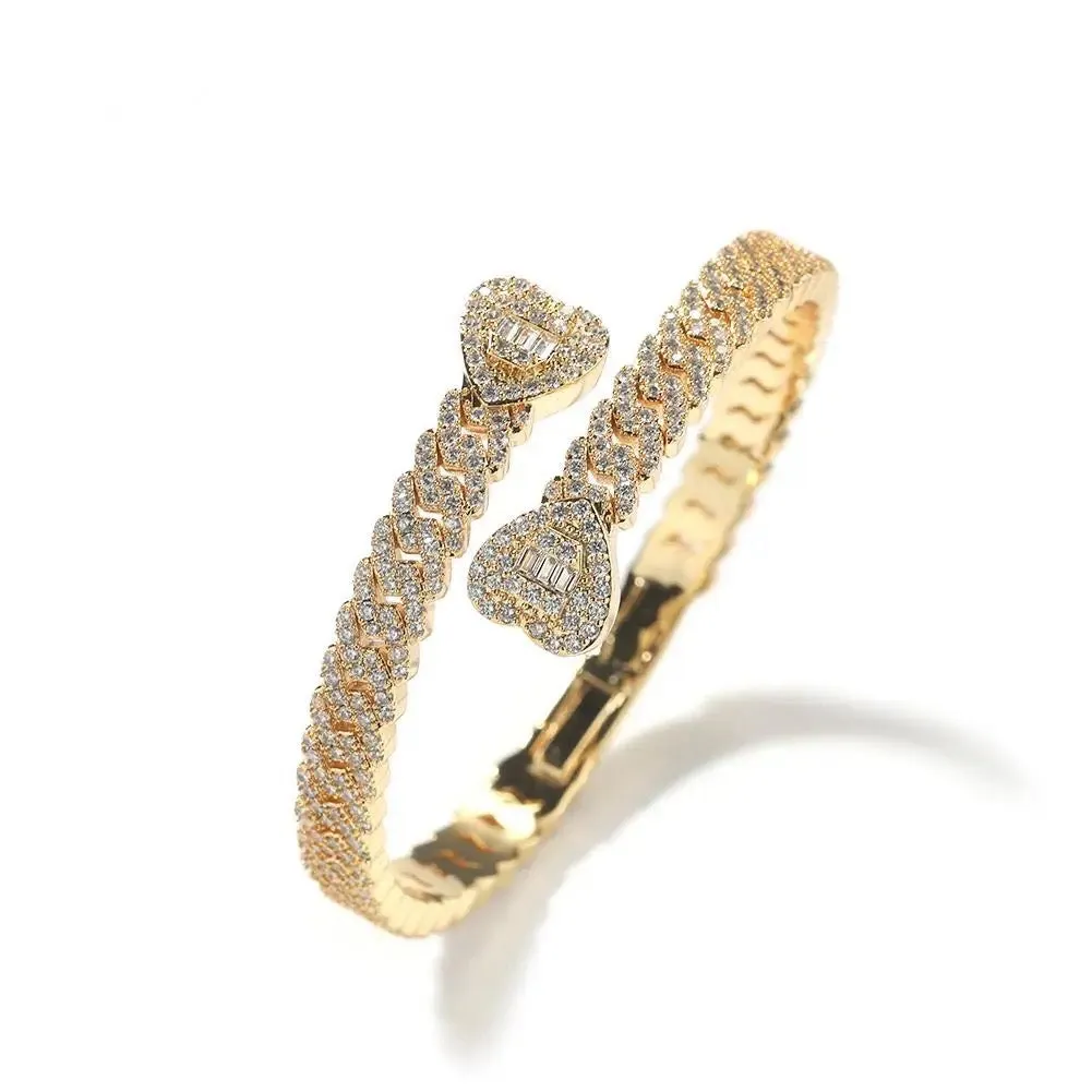 CUBAN HEART BANGLE