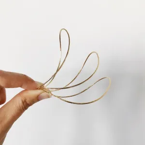 Curved Bangle in 14k gold