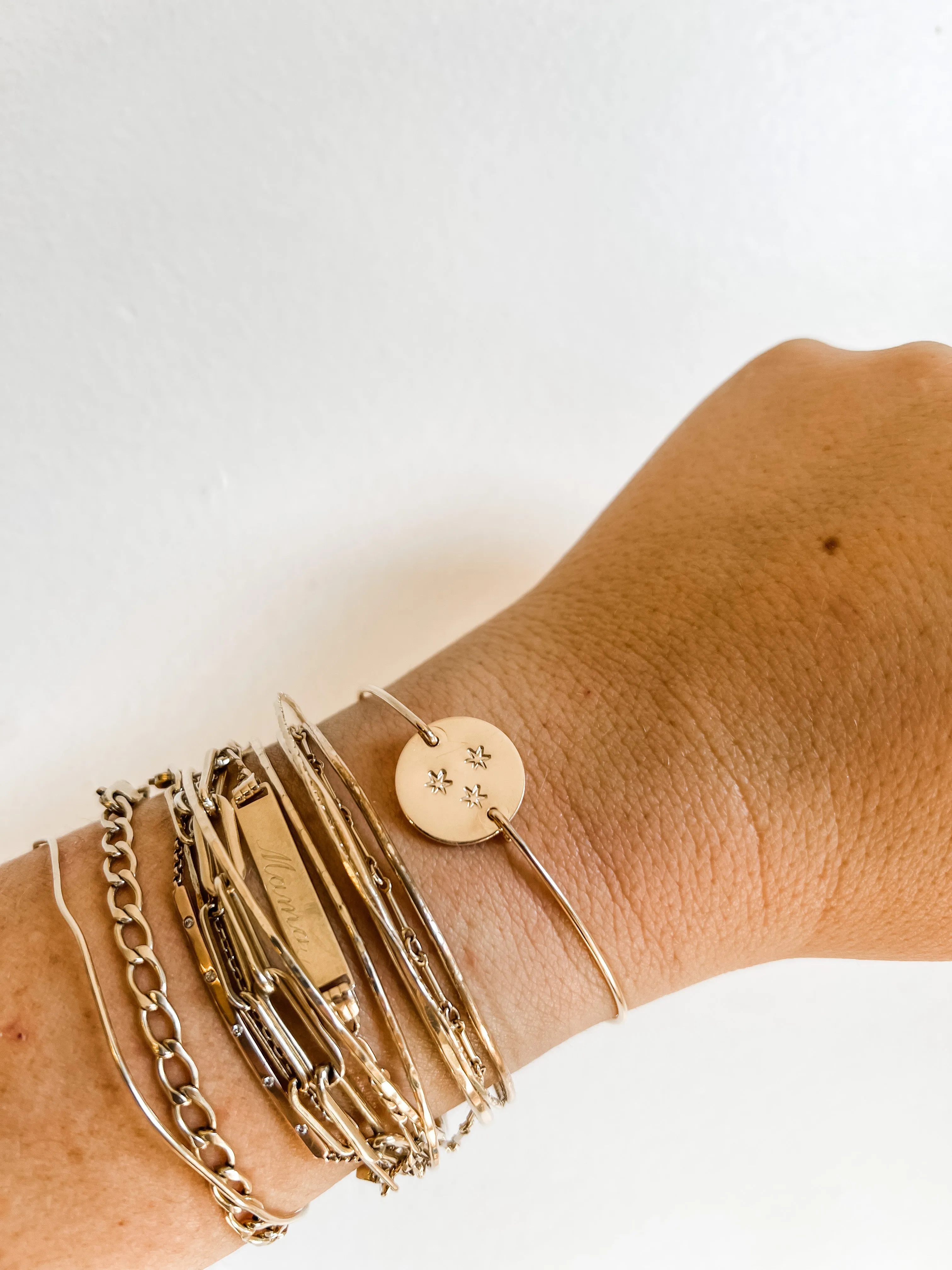 DANI DISC BANGLE